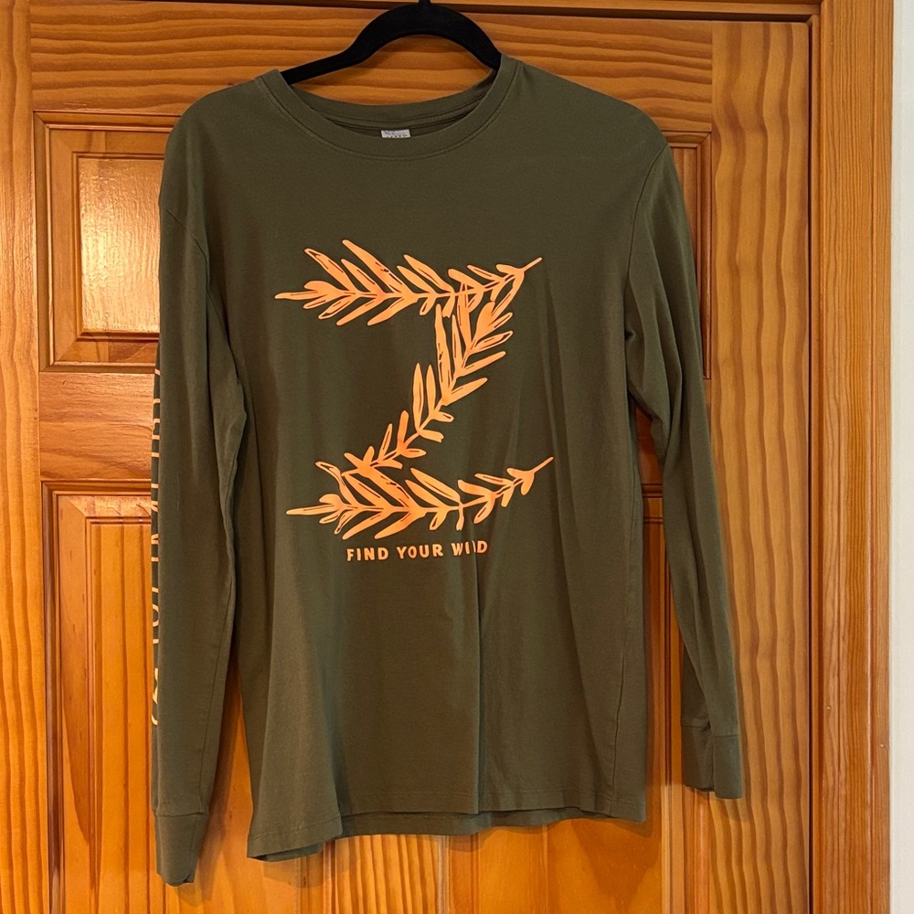 Zumba Green Long Sleeve Shirt with Orange Leaf Design